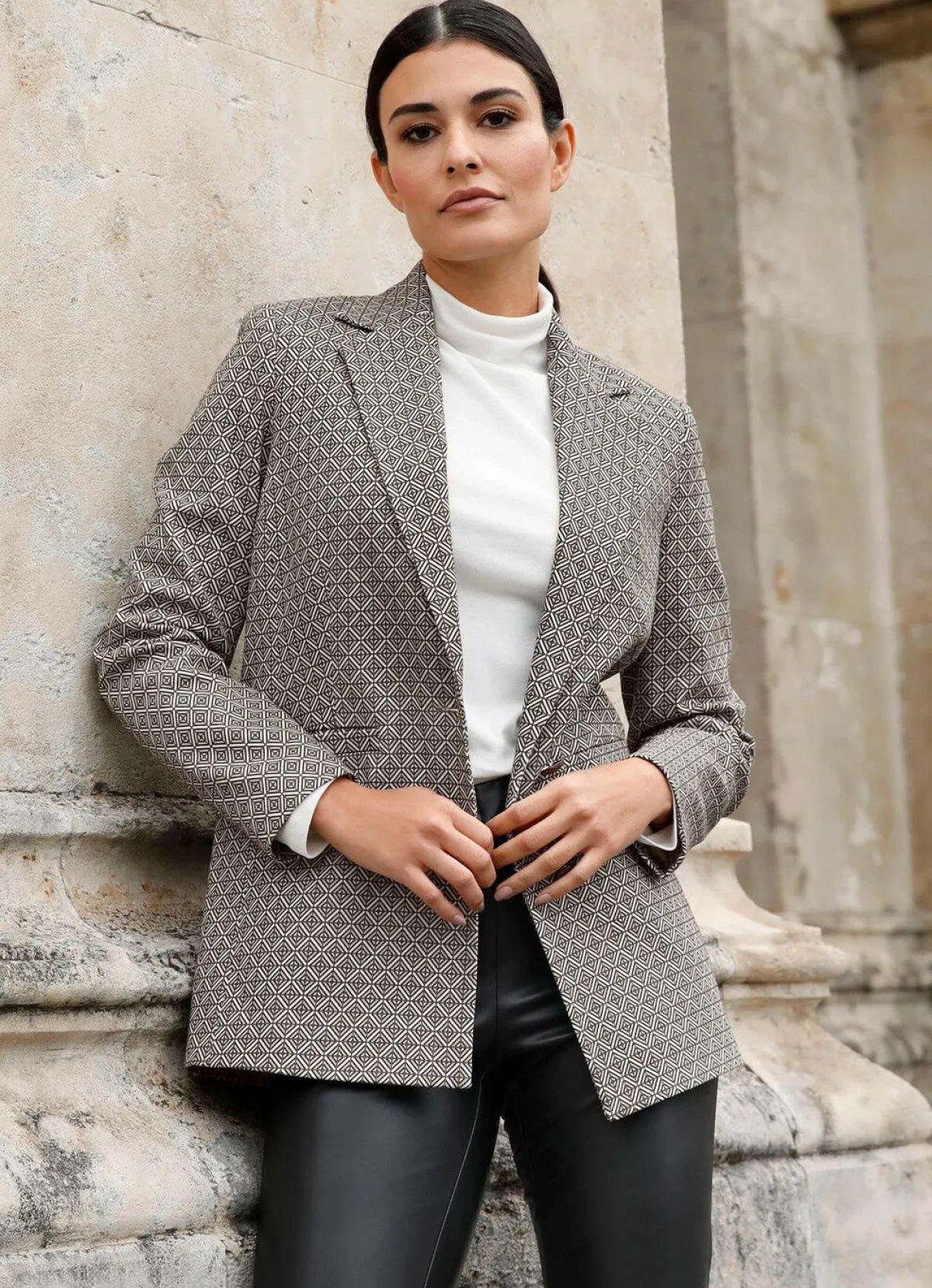 Damen BADER Blazer mit grafischem Dessin