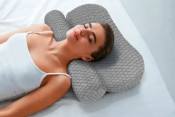BADER Ergonomisch geformtes Nackenstützkissen