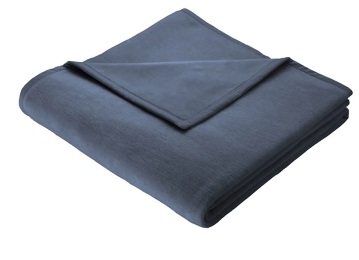 BADER Kuschelig-weiche Schlafdecke Cotton Home