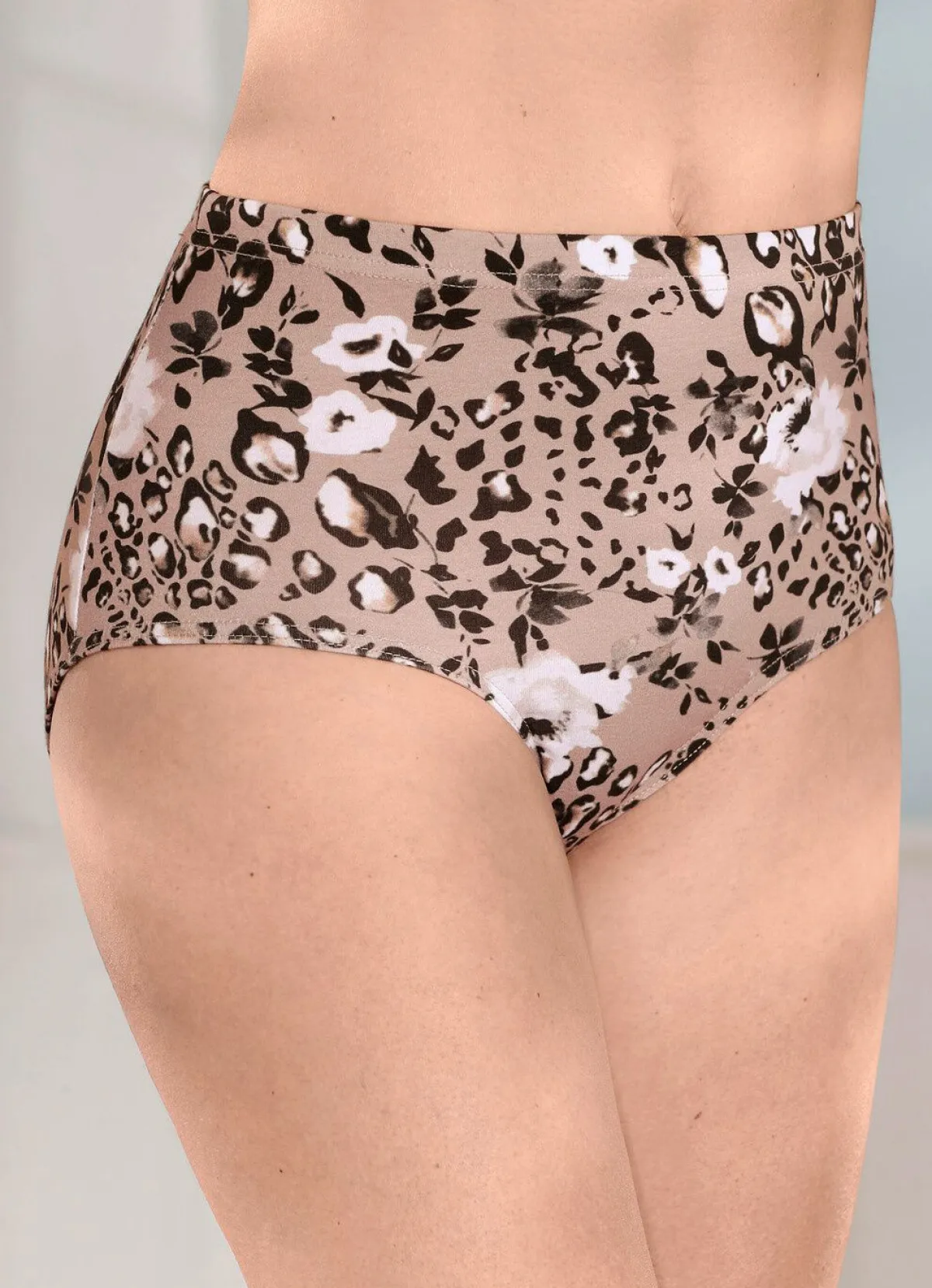 Damen LAURINA Viererpack Slips mit hübschem Druckdessin