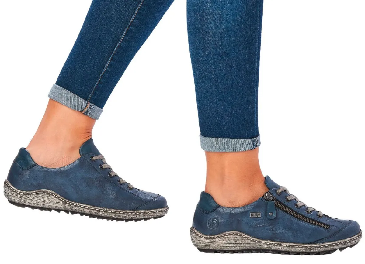 Damen Remonte , bequeme Damen-Sneaker, Weite G, mit herausnehmbarem Fußbett