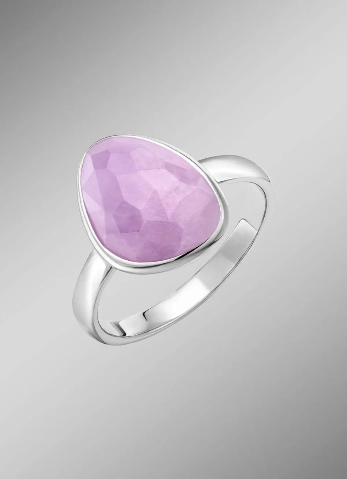 Damen BADER Schöner Damenring mit echt facettiertem Amethyst