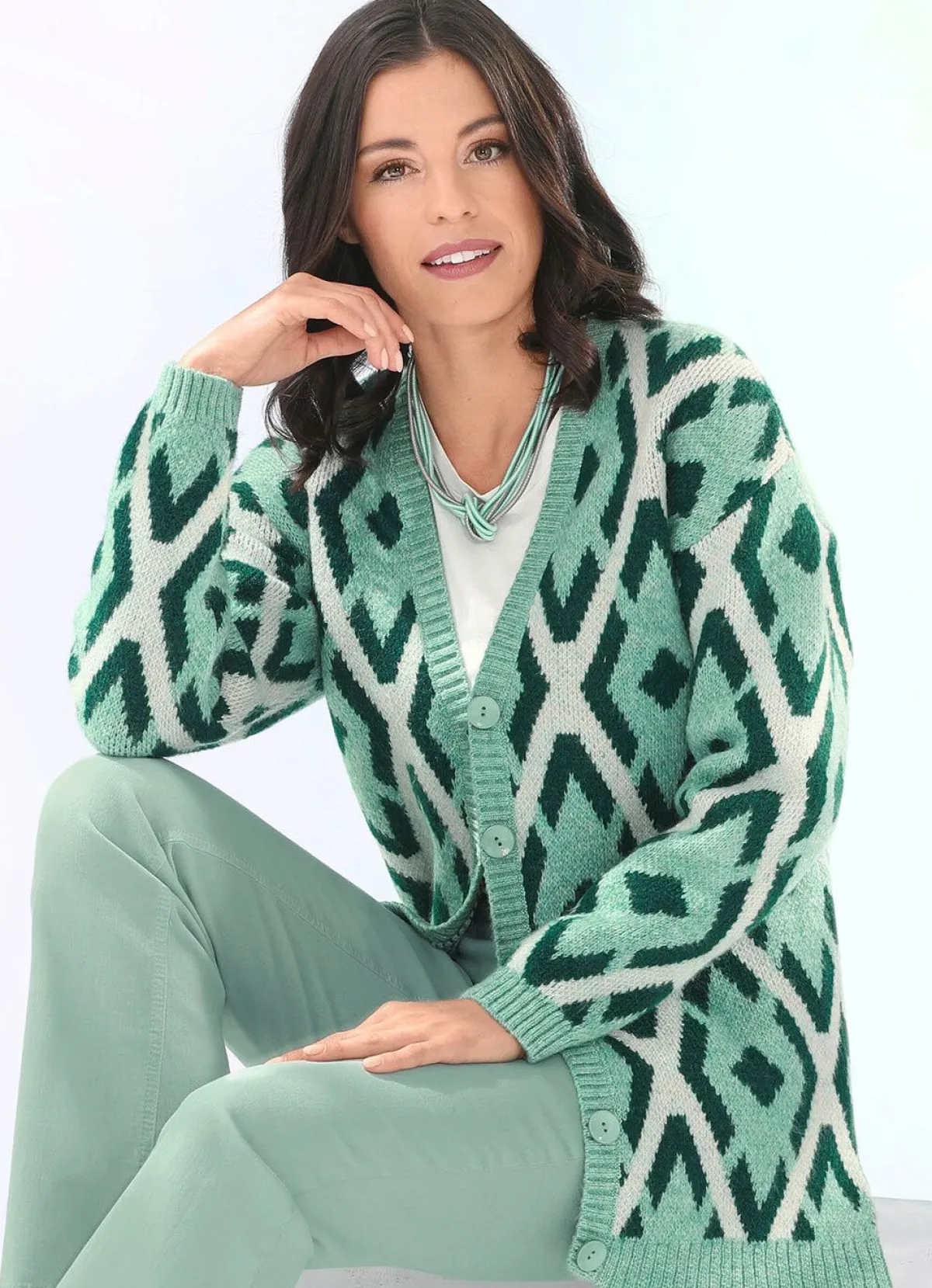 Damen BADER Strickjacke in sehr flauschiger Qualität