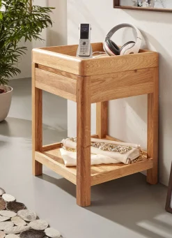 BADER Tisch aus geöltem Massivholz