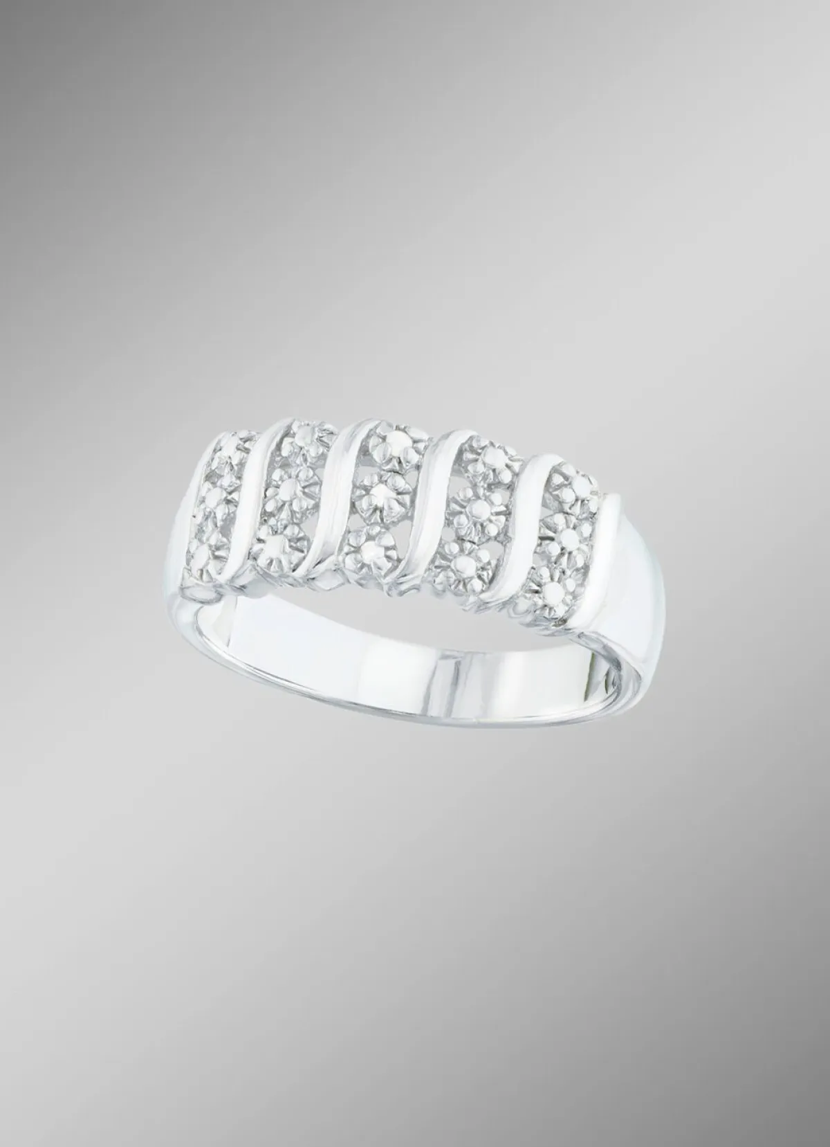 Damen BADER Toller Damenring mit Diamanten